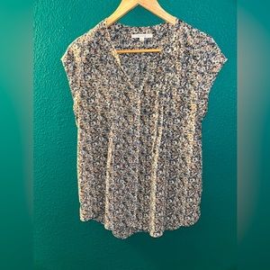 Fun2fun sleeveless blouse women’s size large